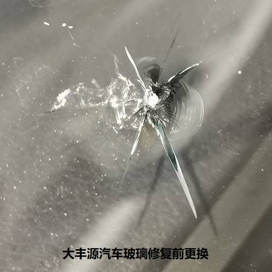 防弹玻璃车型_汽车防弹玻璃_防弹汽车的玻璃有多厚