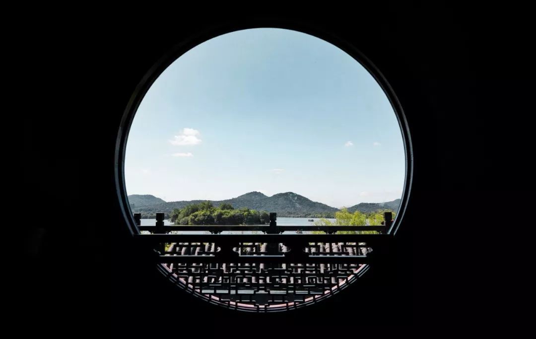 炉鱼餐厅杭州_杭州炉鱼餐饮有限公司电话_杭州炉鱼餐饮老板