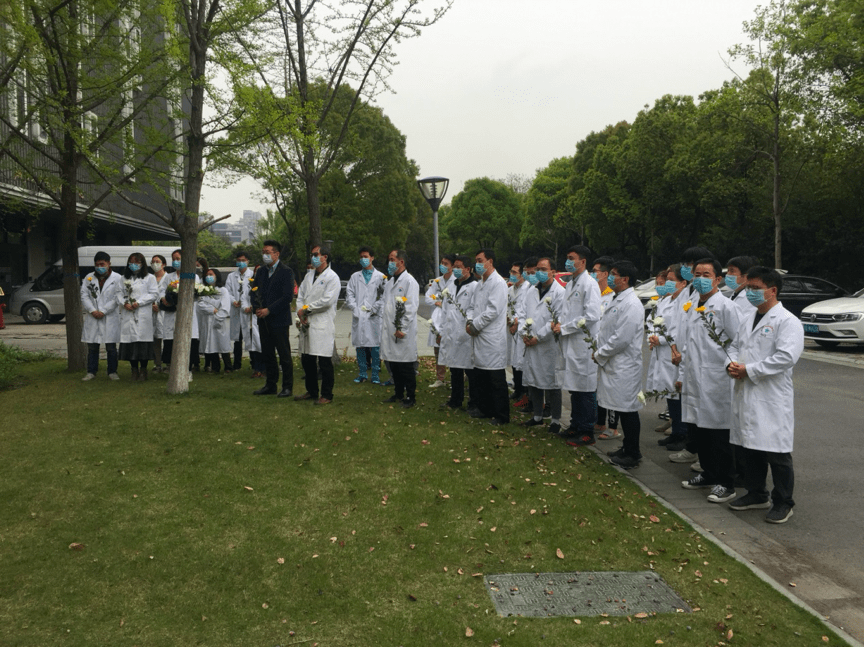 转基因小白鼠_转基因食物小白鼠实验_用小白鼠做转基因食品安全实验的过程设计