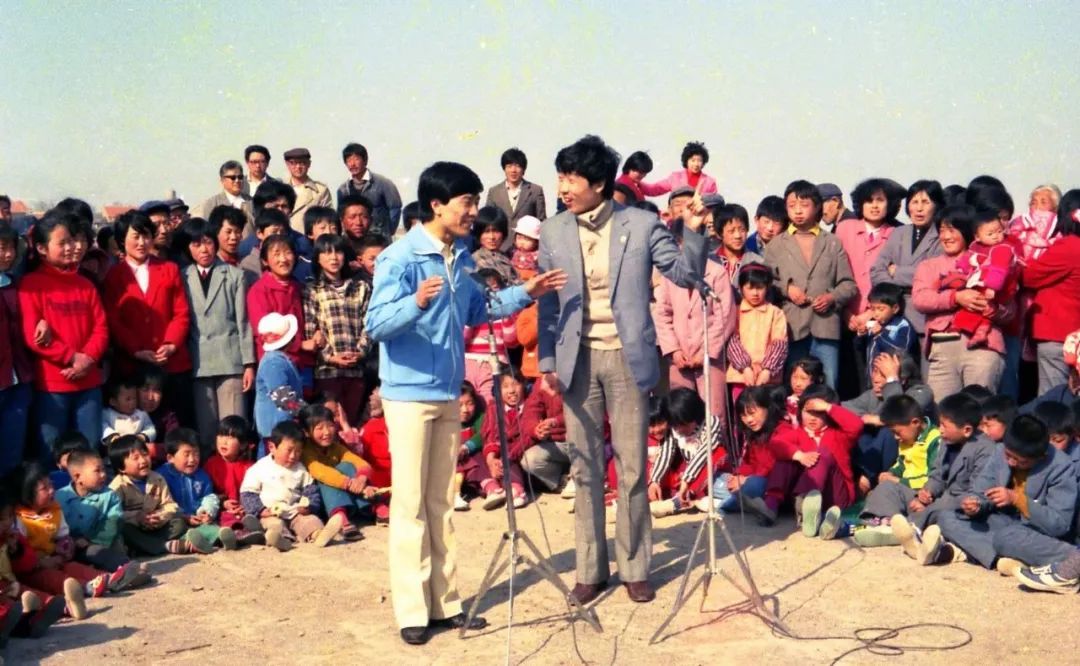 马季相声宇宙香烟_马季相声宇宙牌香烟爱奇艺视频_马季单口相声宇宙香烟