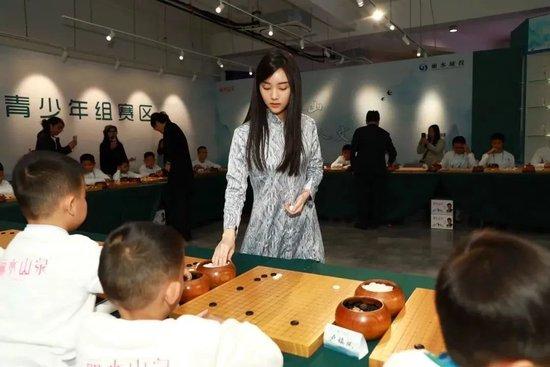 蓝天围棋_蓝天丽水围棋_丽水山泉杯围棋赛 柯洁组合对阵蓝天组合