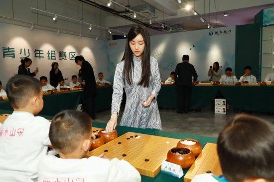 蓝天围棋_蓝天丽水围棋_丽水山泉杯围棋赛 柯洁组合对阵蓝天组合