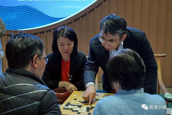 浙江围棋总教练蓝天简历_丽水山泉杯围棋赛 柯洁组合对阵蓝天组合_蓝天围棋