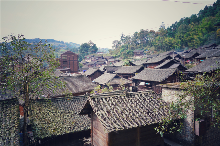 雷山苗族服饰_雷山苗族服饰特点_雷山苗族服饰便装图片