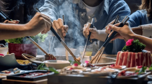 火锅麻酱蘸料怎么调好吃窍门_火锅麻酱蘸料怎么调_火锅蘸料麻酱