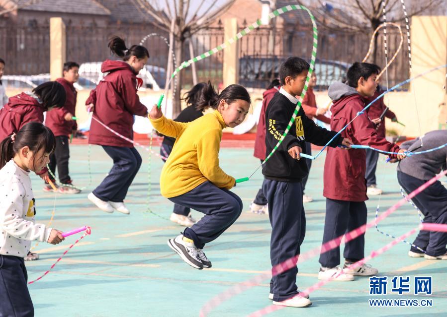 三年级体育课时教学计划表_三年级体育课时教案_三年级体育课时计划教案