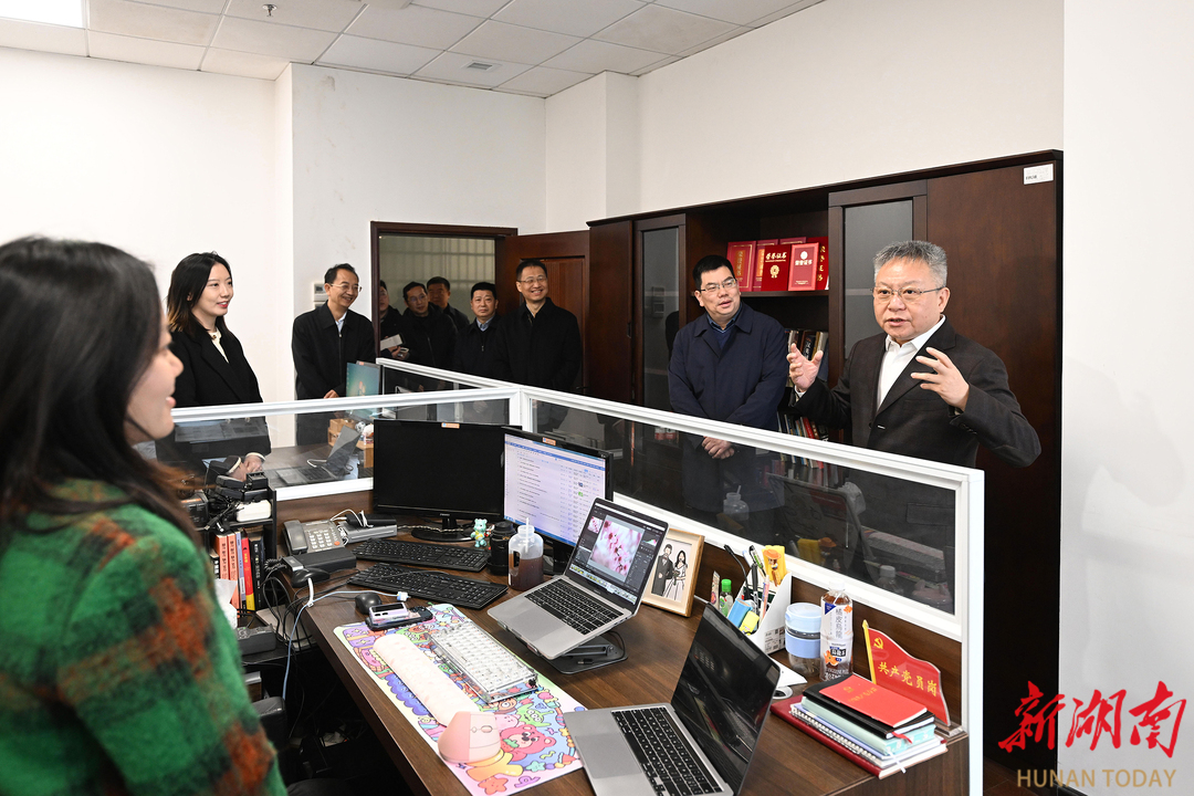 新华社手机电视台招聘_新华网络电视台怎么样_新华视讯手机电视台有限公司